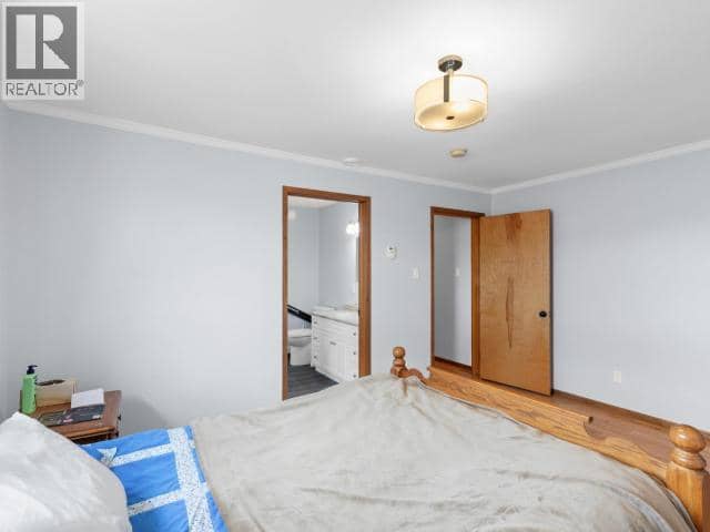 4 & 6 Nisutlin Drive — photo 13 of 40