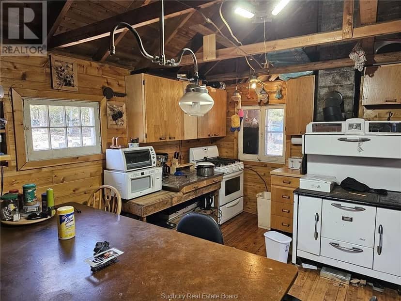20751 Highway 6, Tehkummah, photo 5
