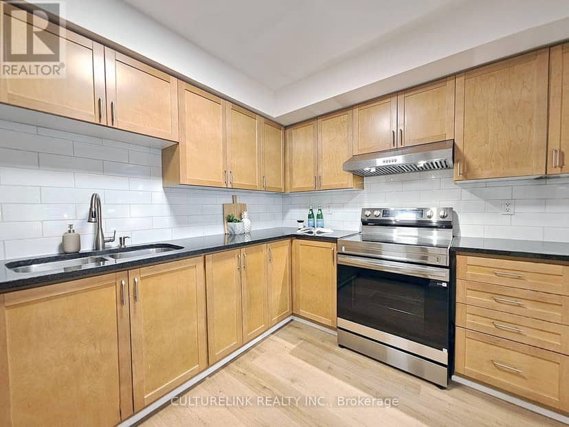 12 - 30 Mendelssohn Street — photo 8 of 27