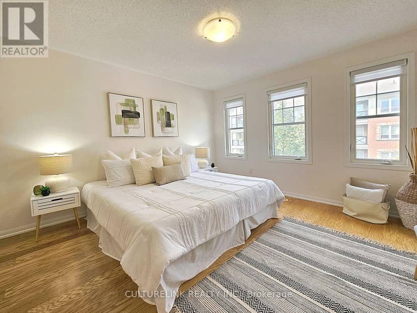 12 - 30 Mendelssohn Street — photo 11 of 27