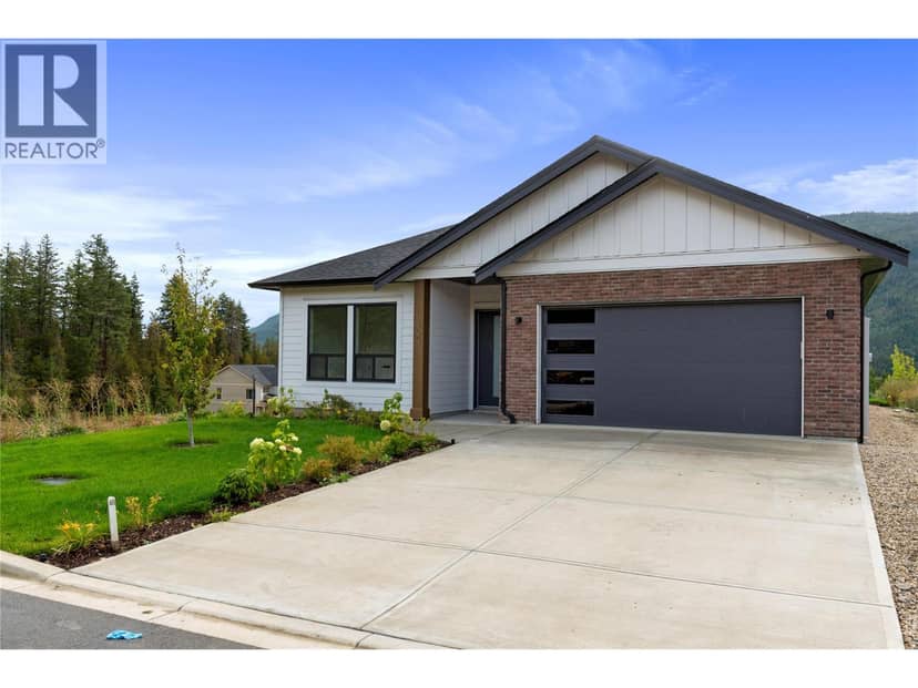 6900 42 Street NE, Salmon Arm