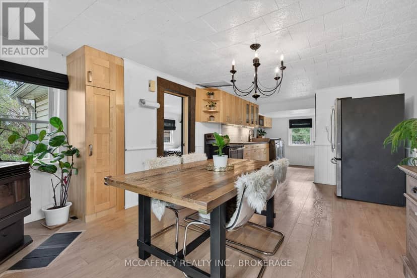 476 Hoards Road — photo 12 of 40