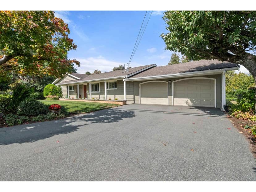 49635 YALE ROAD, East Chilliwack, Chilliwack