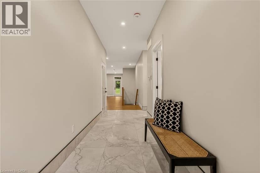 108 ST. MICHAEL'S Street — photo 19 of 32
