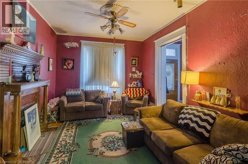 85 LOCKE Street S — photo 9 of 25