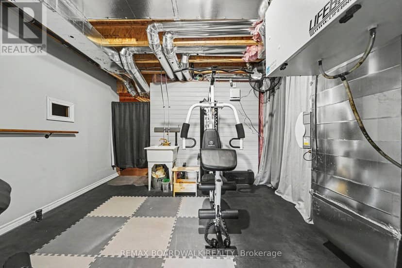 66 Riddell Street — photo 26 of 34