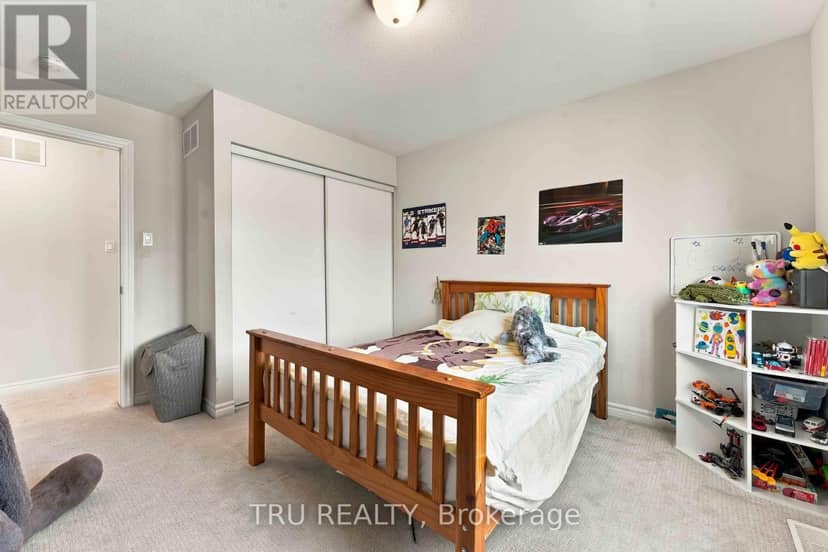 357 Lamarche Avenue — photo 31 of 40