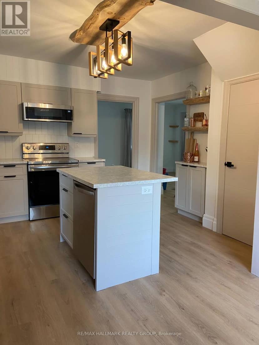 2545 Market Street — photo 16 of 36