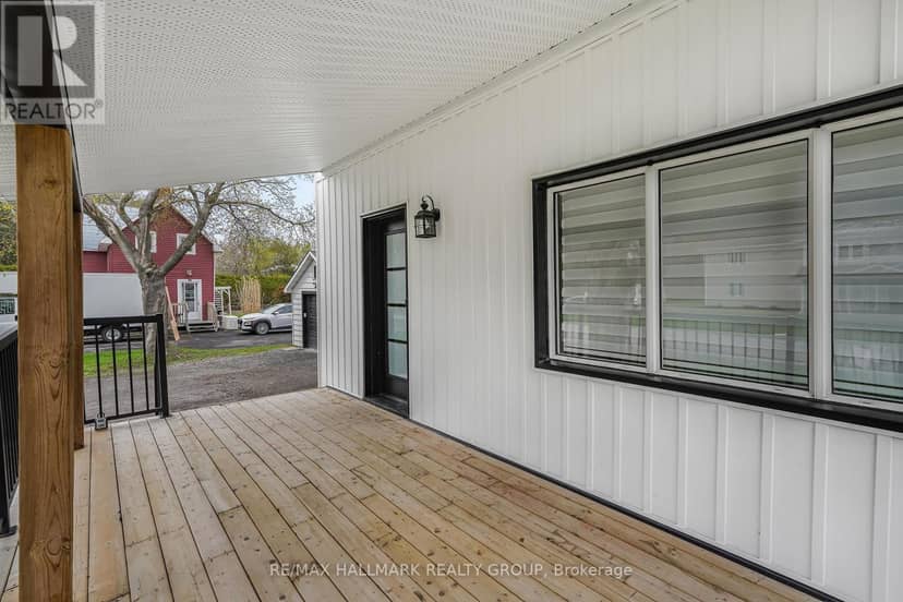 2545 Market Street, Ottawa, photo 5