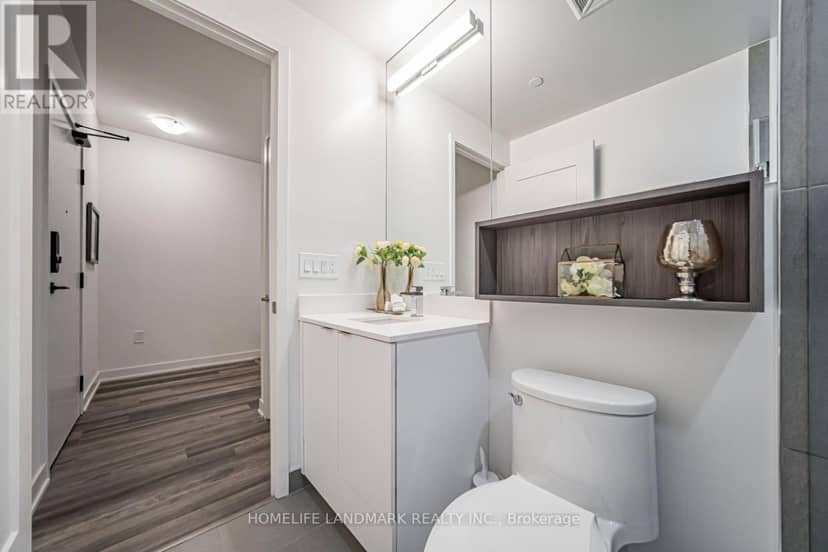 TH-112 - 121 Lower Sherbourne Street — photo 25 of 40
