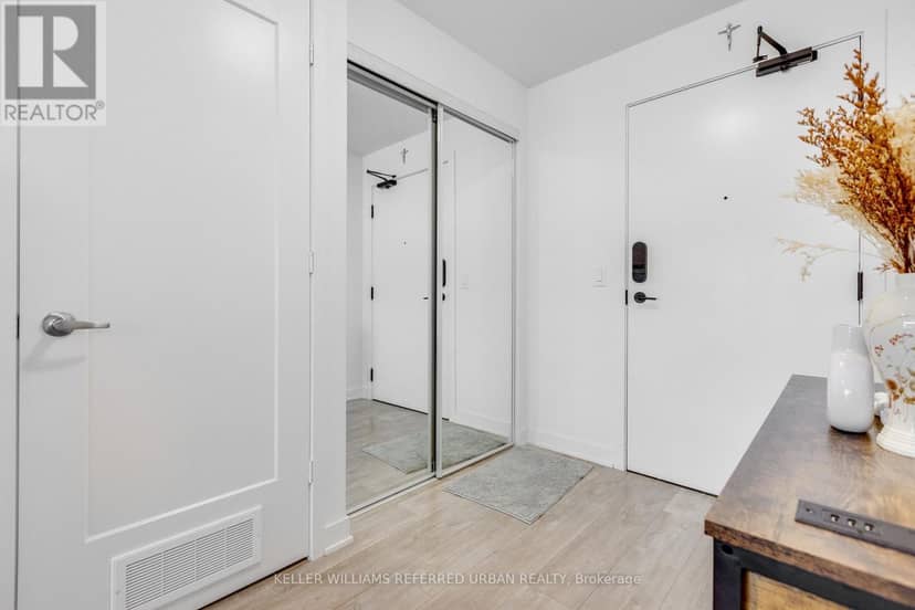 1635 - 135 Lower Sherbourne Street — photo 3 of 40