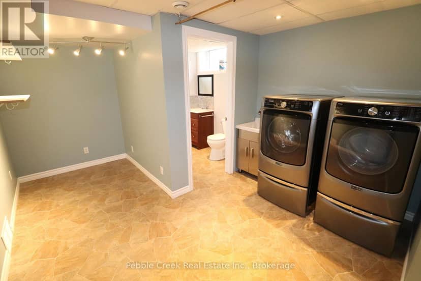 21 Suncoast Drive W — photo 27 of 38