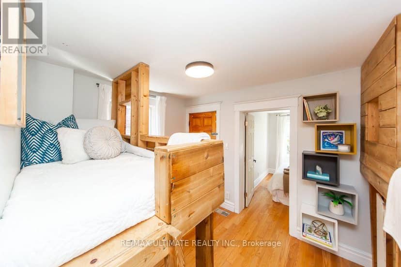 37 Gowan Avenue — photo 17 of 38