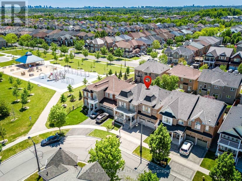 21 Rennie Avenue, Markham, photo 4