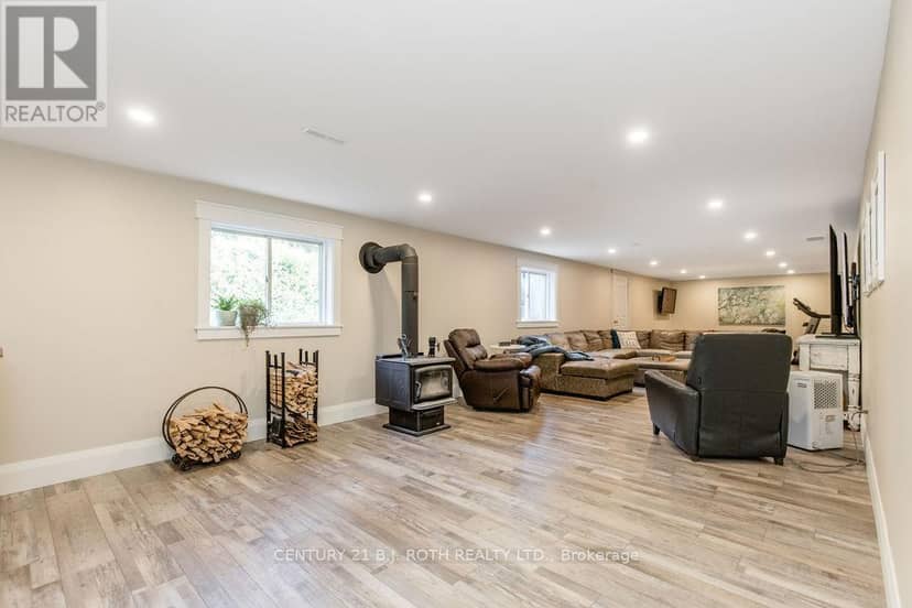 3257 Liah Lane — photo 26 of 40