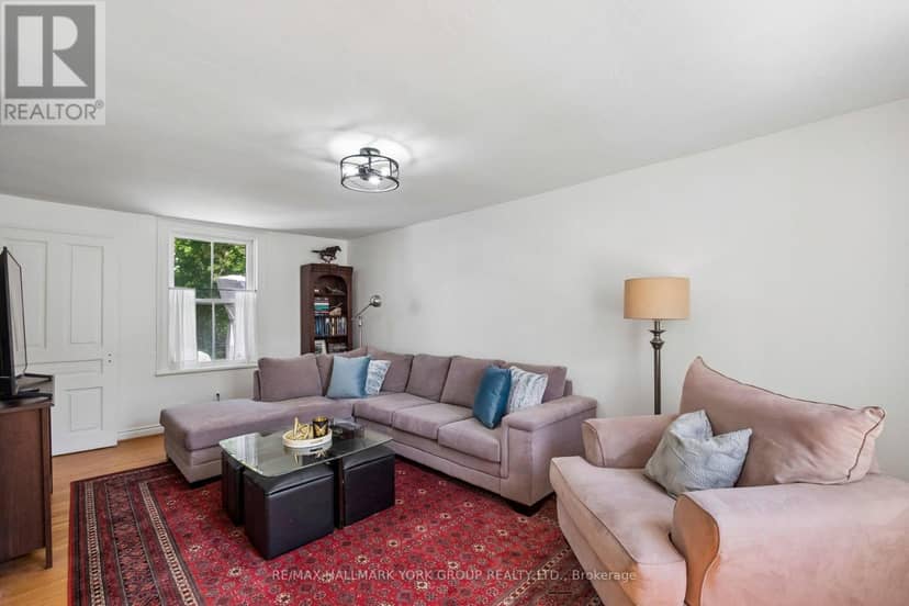 37 Arnold Crescent, Richmond Hill, photo 5