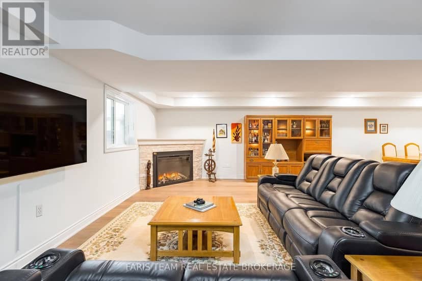 326 Lucy Lane — photo 28 of 40
