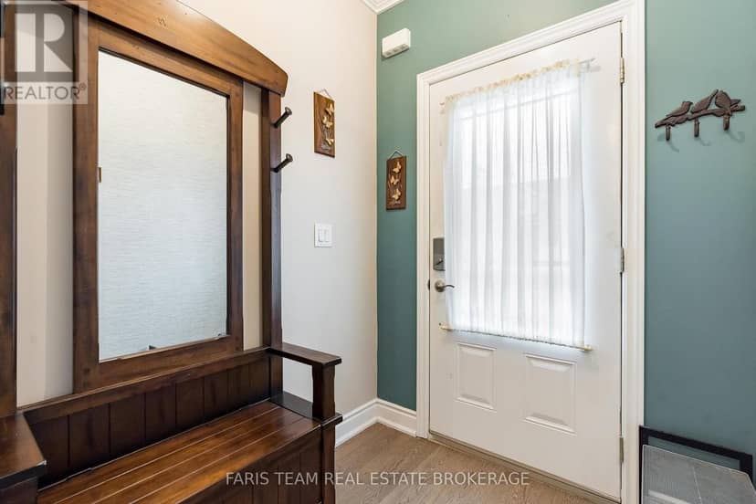 326 Lucy Lane — photo 6 of 40
