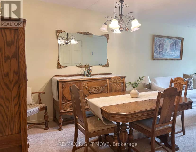 202 - 54 Fittons Road W — photo 5 of 22