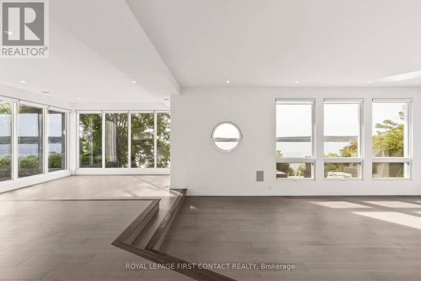 51 Kempenfelt Drive — photo 10 of 40