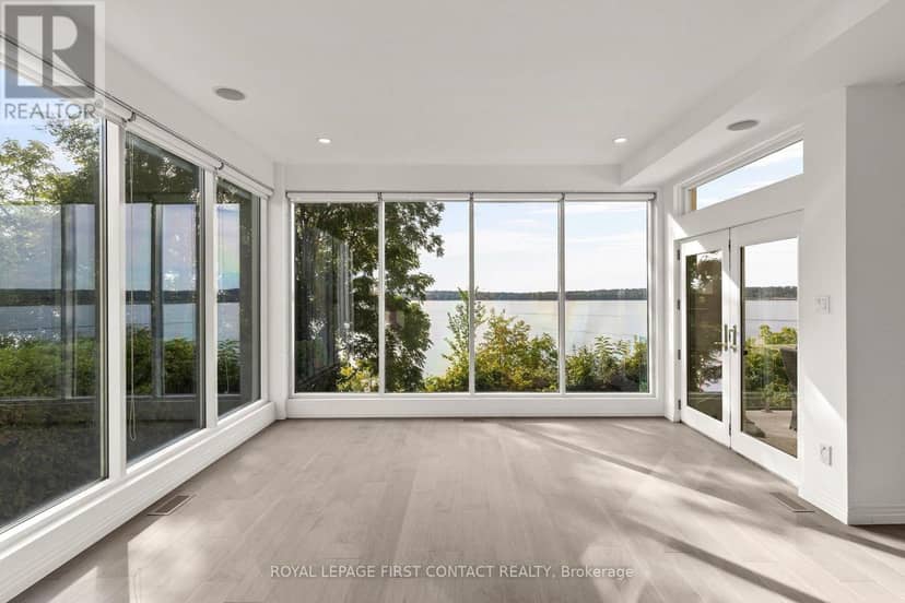 51 Kempenfelt Drive — photo 17 of 40