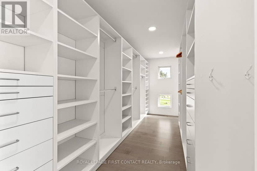 51 Kempenfelt Drive — photo 30 of 40