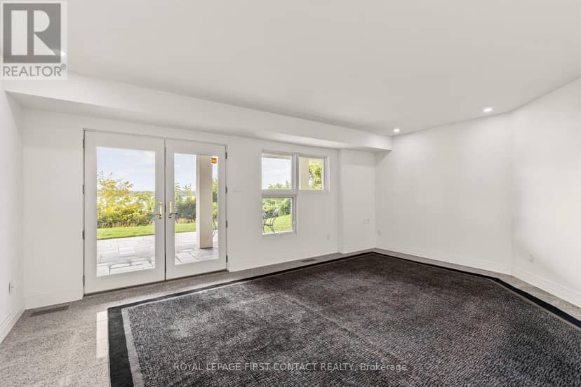 51 Kempenfelt Drive — photo 36 of 40