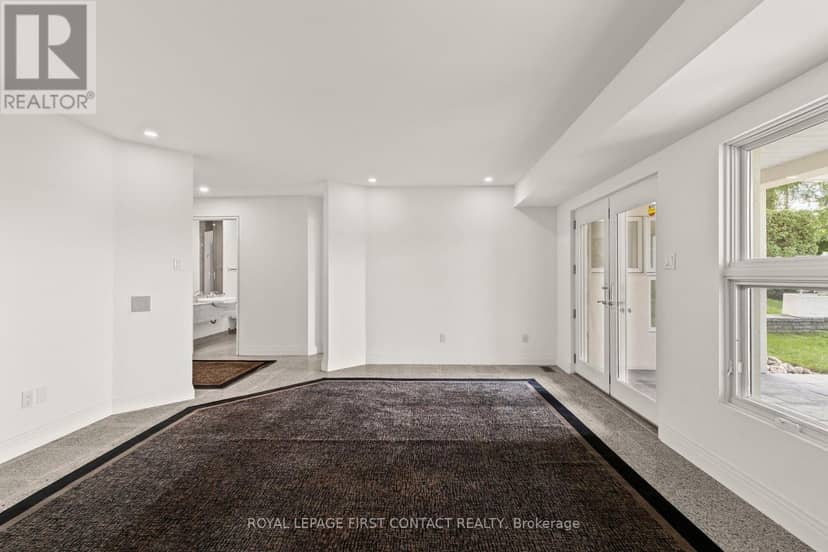 51 Kempenfelt Drive — photo 37 of 40