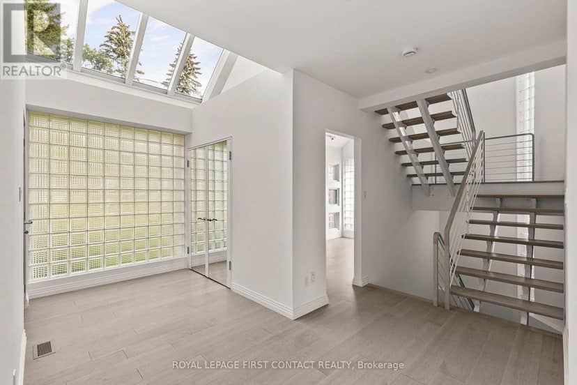 51 Kempenfelt Drive — photo 8 of 40