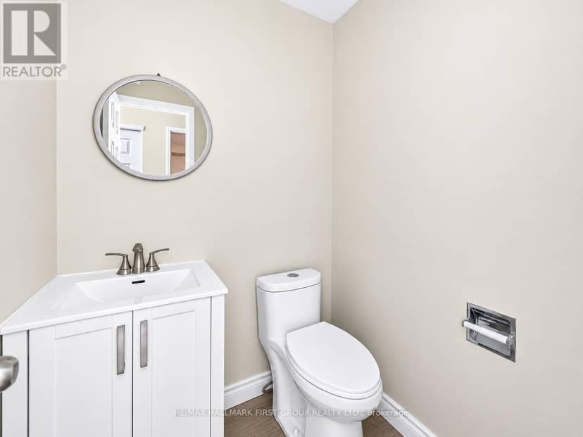 174 Highview Avenue E — photo 23 of 40