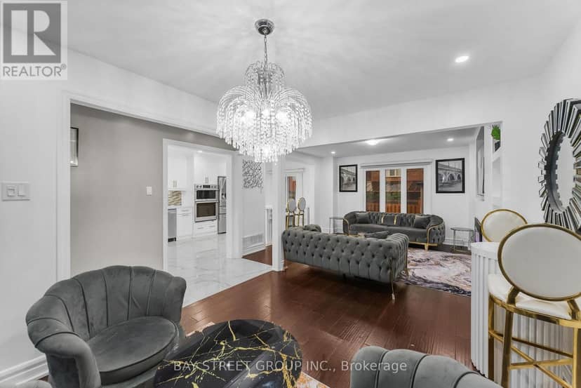 34 Lamp Crescent — photo 13 of 38