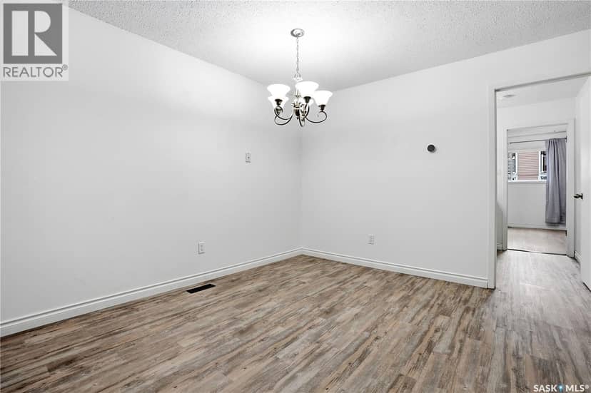 6906 Blakeney DRIVE — photo 20 of 37