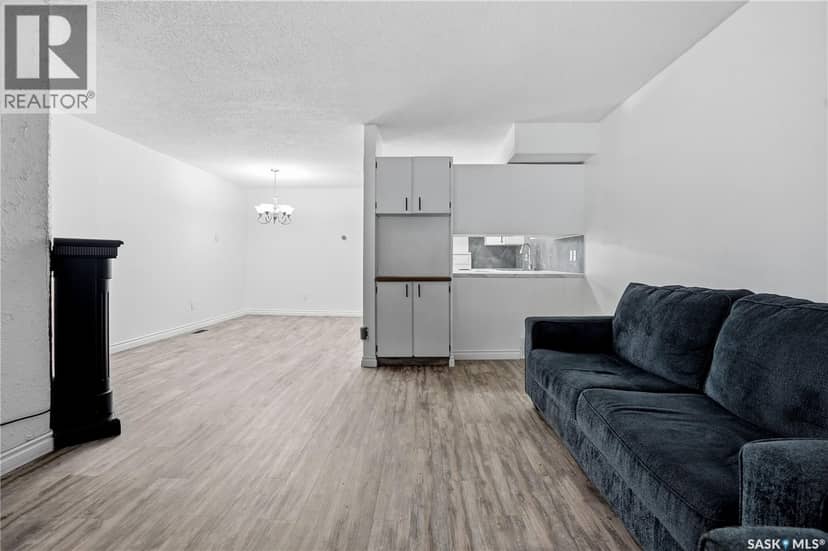 6906 Blakeney DRIVE — photo 14 of 37
