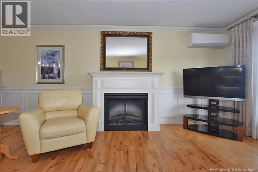 185 Reynolds Street Unit# 16 — photo 11 of 40