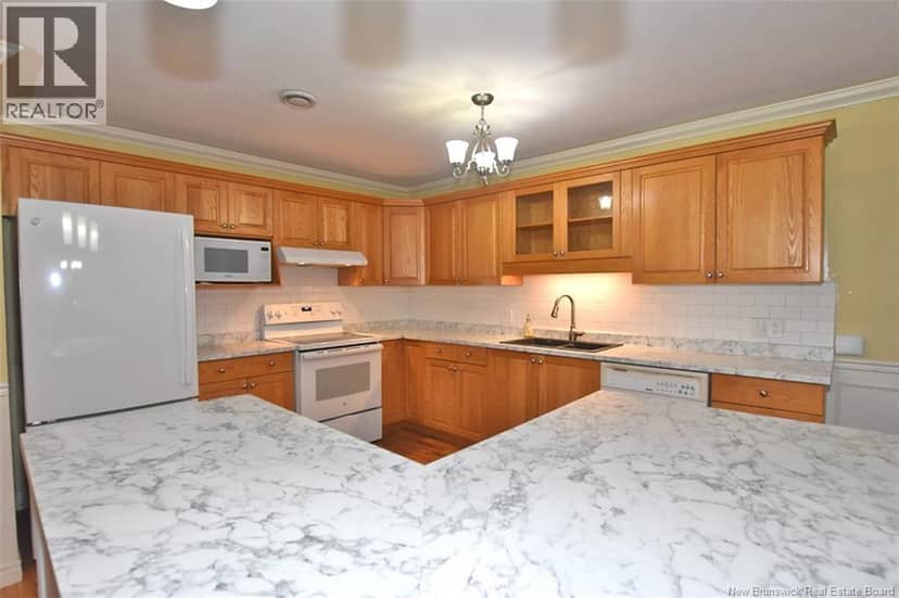 185 Reynolds Street Unit# 16 — photo 16 of 40