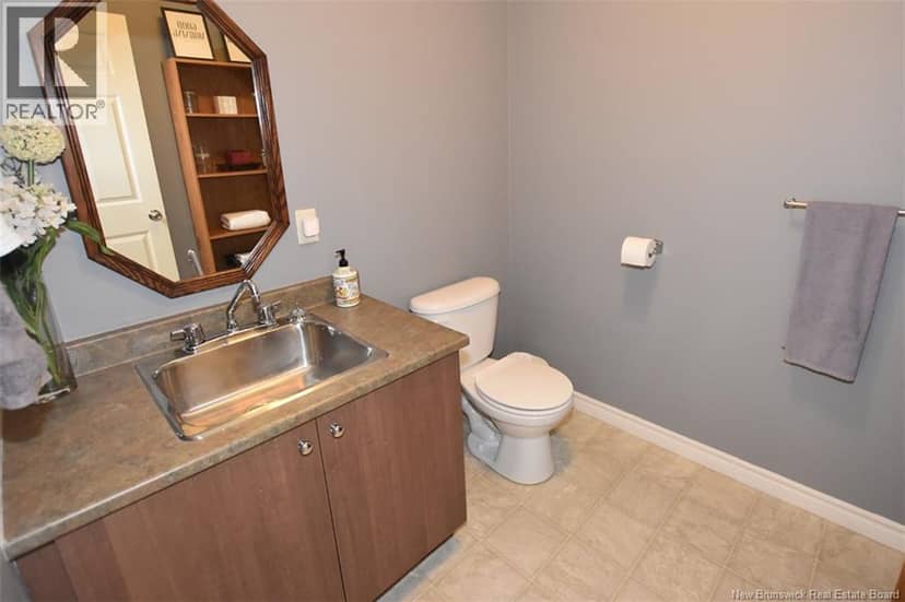 185 Reynolds Street Unit# 16 — photo 38 of 40