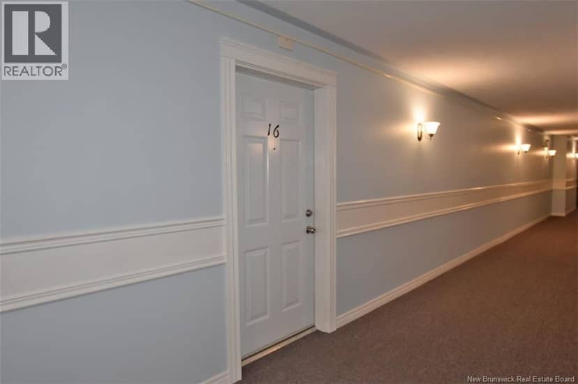 185 Reynolds Street Unit# 16 — photo 6 of 40