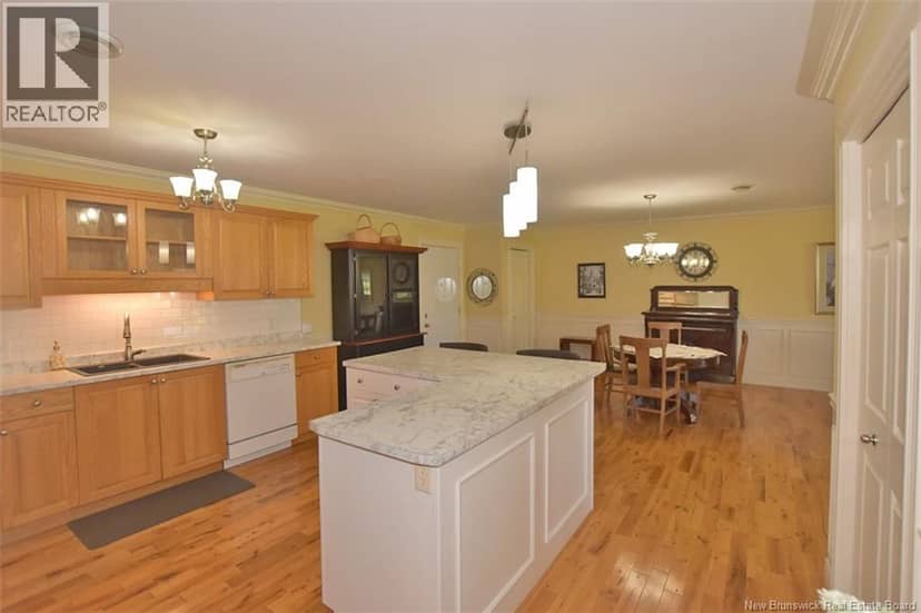 185 Reynolds Street Unit# 16 — photo 9 of 40