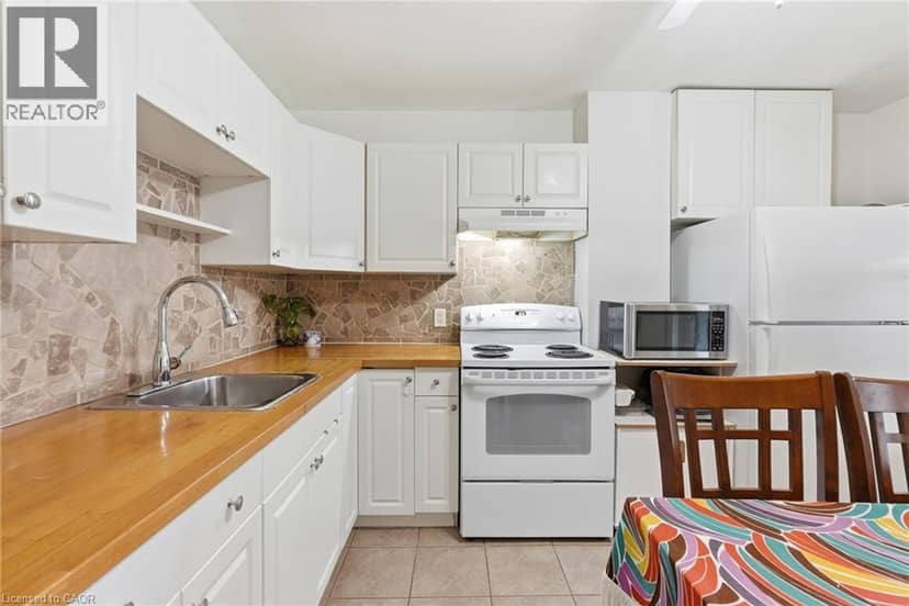 127 PARK Row N — photo 9 of 30
