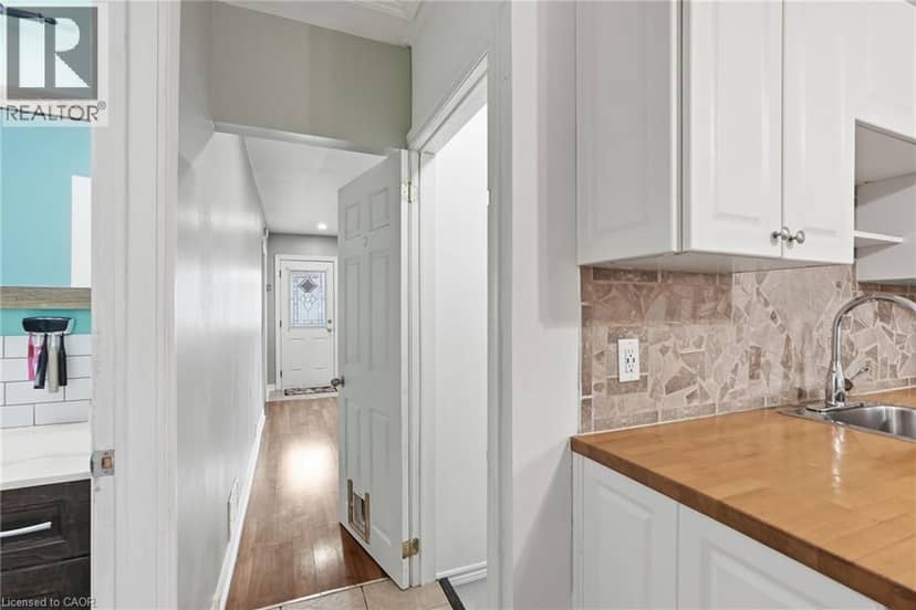 127 PARK Row N — photo 16 of 30