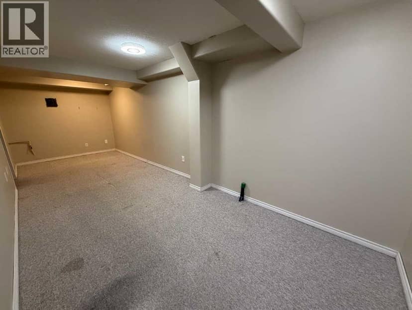 138 wilson Avenue — photo 16 of 20