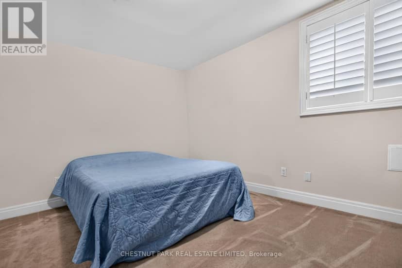 248 Spadina Road — photo 38 of 40