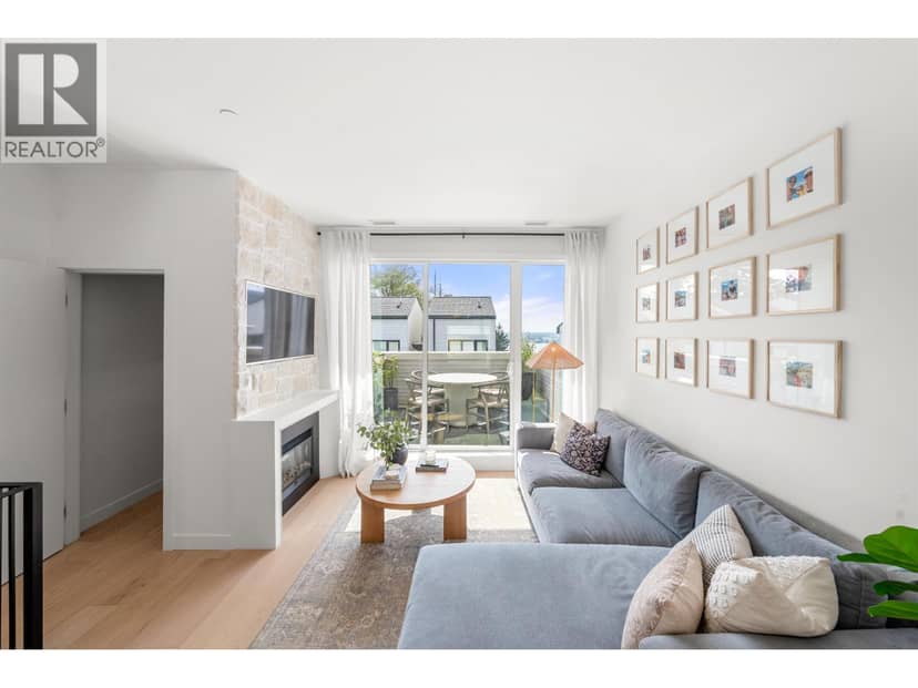 224 650 E 2ND STREET, North Vancouver, photo 4
