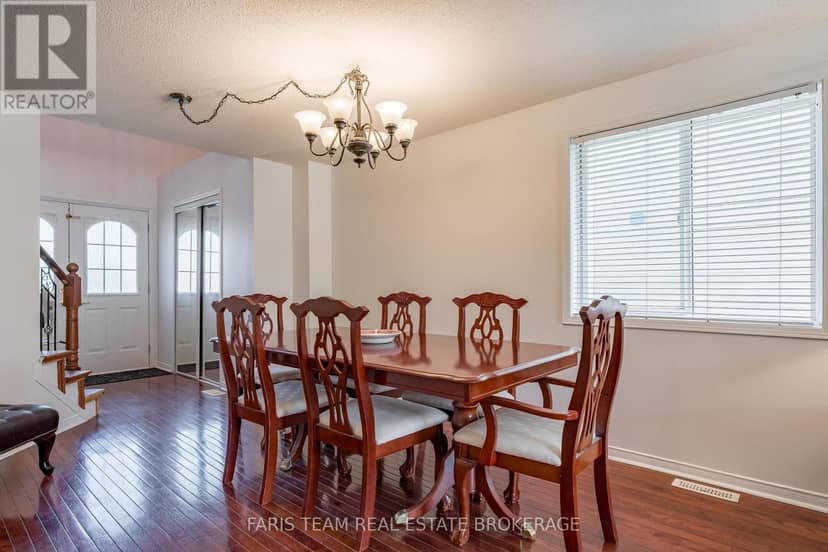 41 Willow Drive — photo 10 of 34