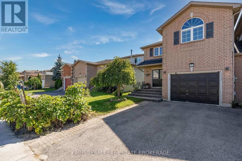 41 Willow Drive — photo 2 of 34