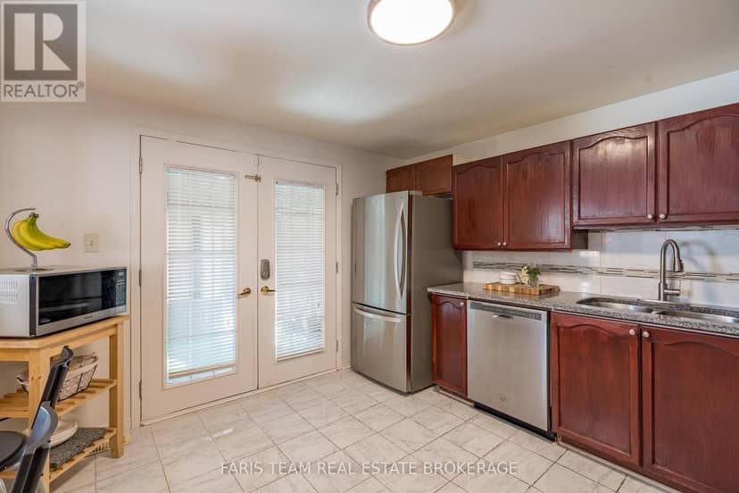 41 Willow Drive — photo 5 of 34