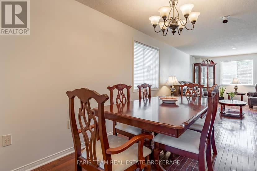 41 Willow Drive — photo 9 of 34