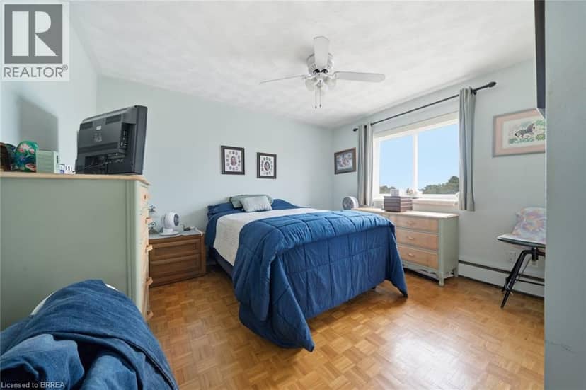 87 ST GEORGE Street Unit# 508 — photo 15 of 24