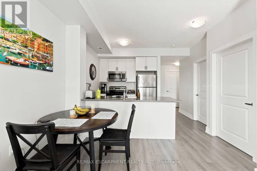 411 - 125 Shoreview Place — photo 16 of 39
