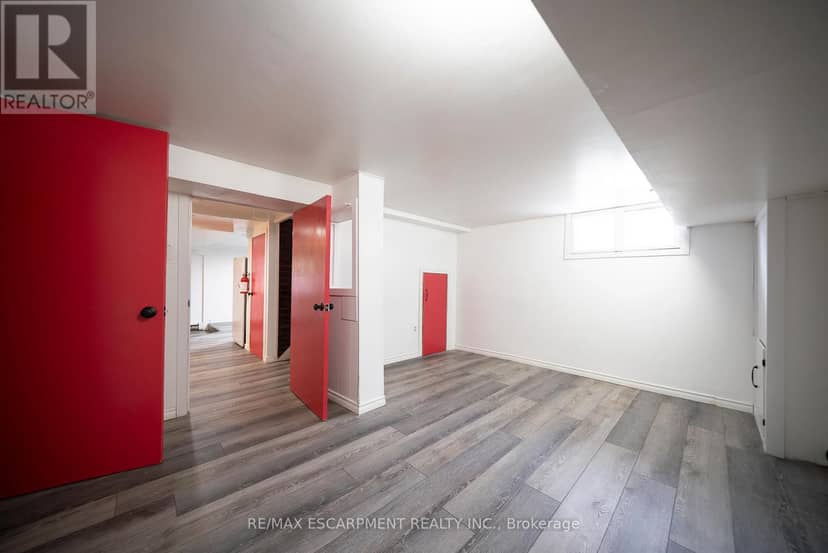294 Darling Street — photo 18 of 33